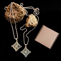 Collar Nudo de Bruja